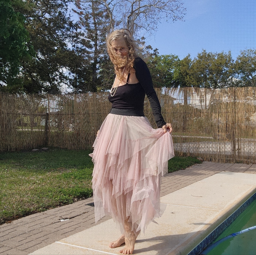 Free People FAIRY SKIRT BLUSH Layered Skirt *RARE* Size Large Fits Med